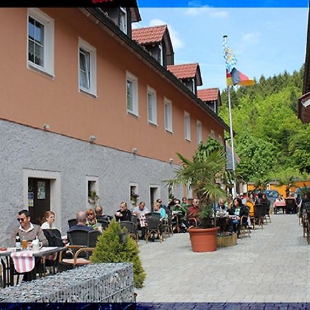 Landgasthof-Hotel Hammermühle Donaustauf Exterior foto
