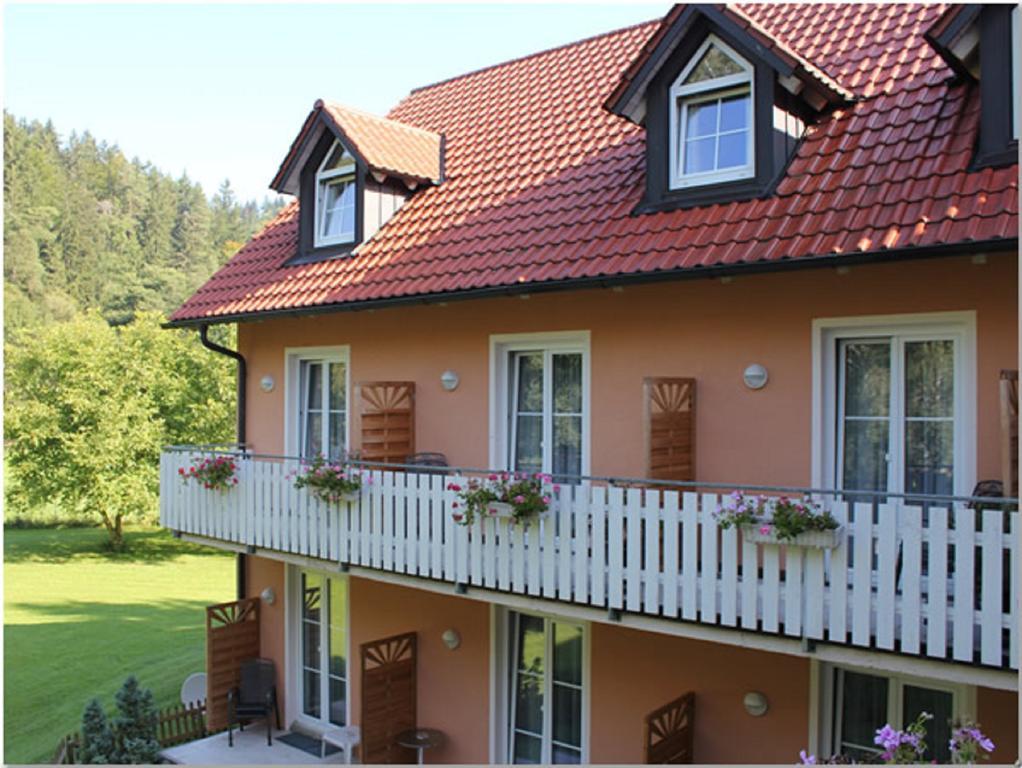 Landgasthof-Hotel Hammermühle Donaustauf Exterior foto