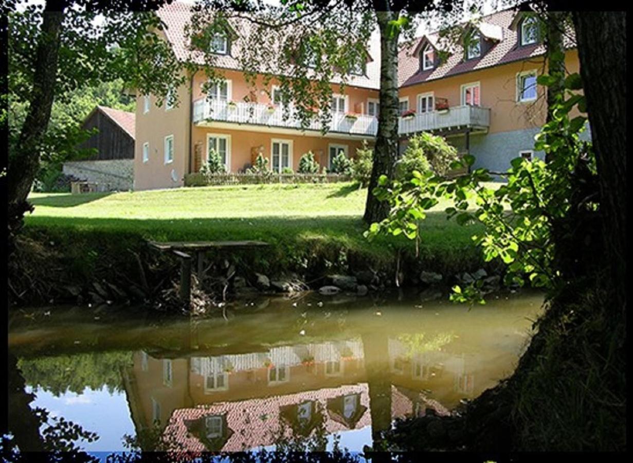 Landgasthof-Hotel Hammermühle Donaustauf Exterior foto